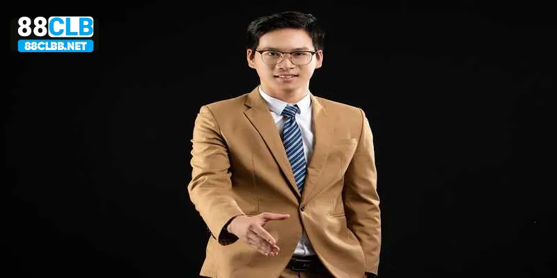 Các thông tin liên quan đến CEO Thành Long